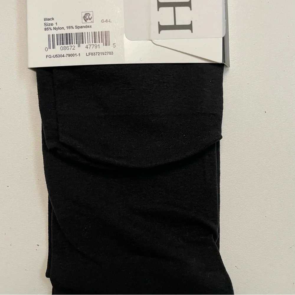 Hue Knee Hi Socks Comfort Top Soft Nylon Opaque Black Size 1